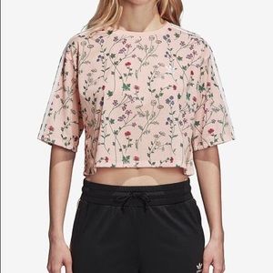 Flower Adidas cropped shirt